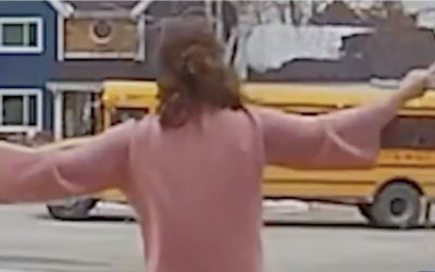 A Harrowing Escape: The Near-Miss School Bus Incident in Oconomowoc