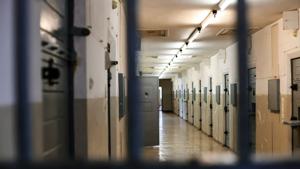 Evers vetoes Green Bay prison’s 2029 closure date
