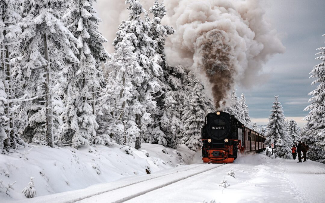 CPKC Holiday Train Rolls Into Hartland, Oconomowoc