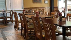 Wisconsin business owners cool on state economy, skeptical of U.S. economy