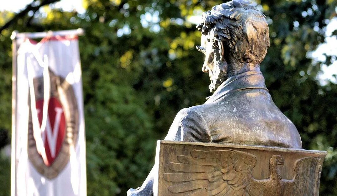 Poll: Only 9% of UW-Madison faculty identify conservative, 70% liberal